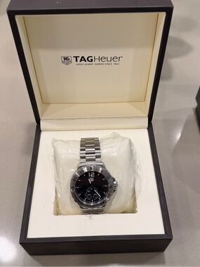 Tag Heuer Formula 1 Men’s Chronograph Quartz Watch WAU1112